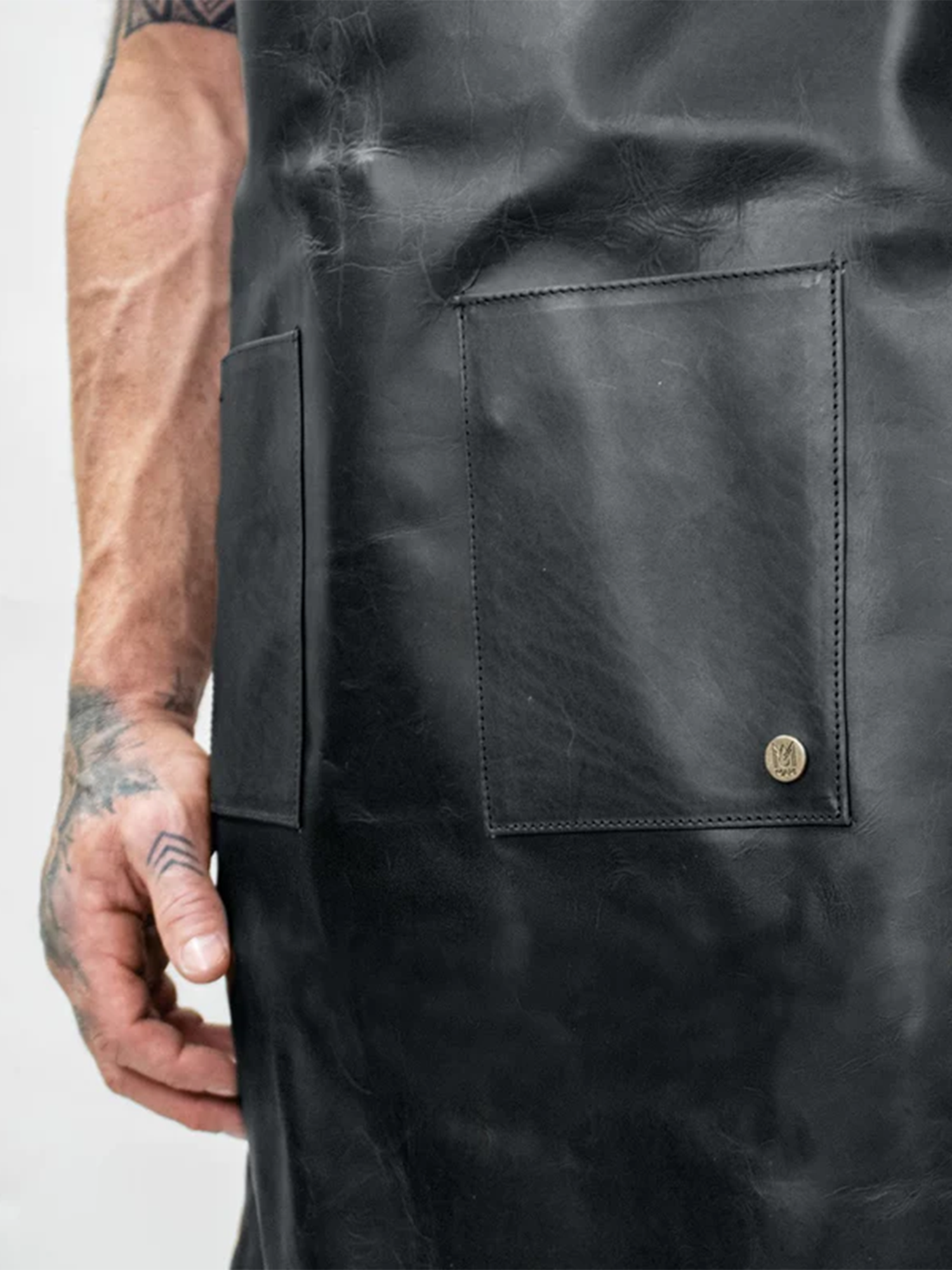 Black Vellum Double Pocket Leather Apron